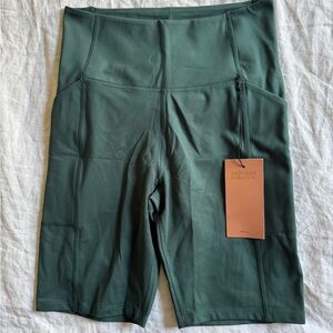 Girlfriend Collective Green Women's Shorts